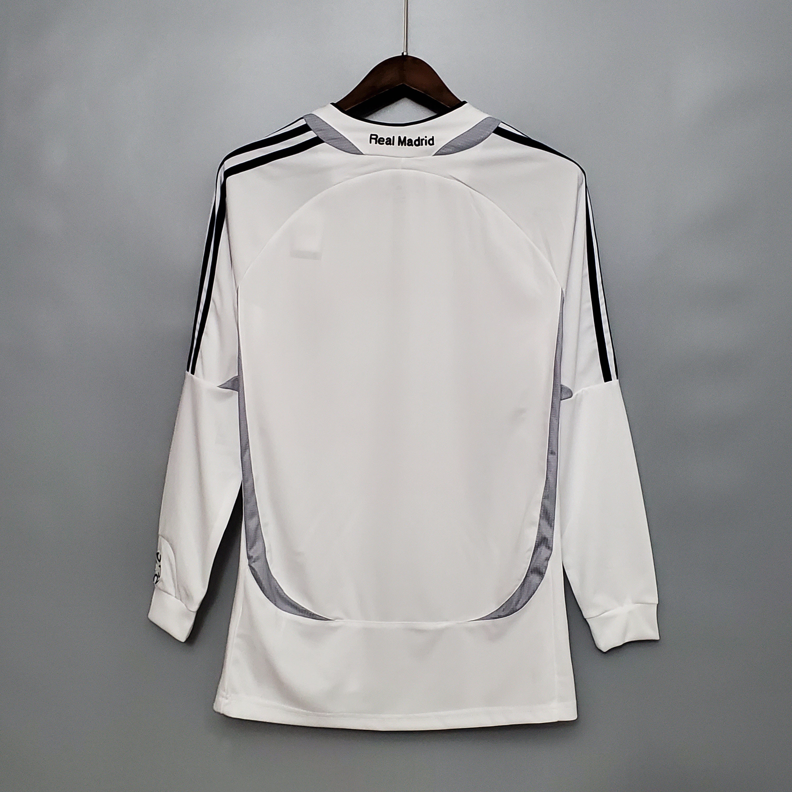 REAL MADRID I 06/07 MANGA LARGA HOMBRE (RETRO)