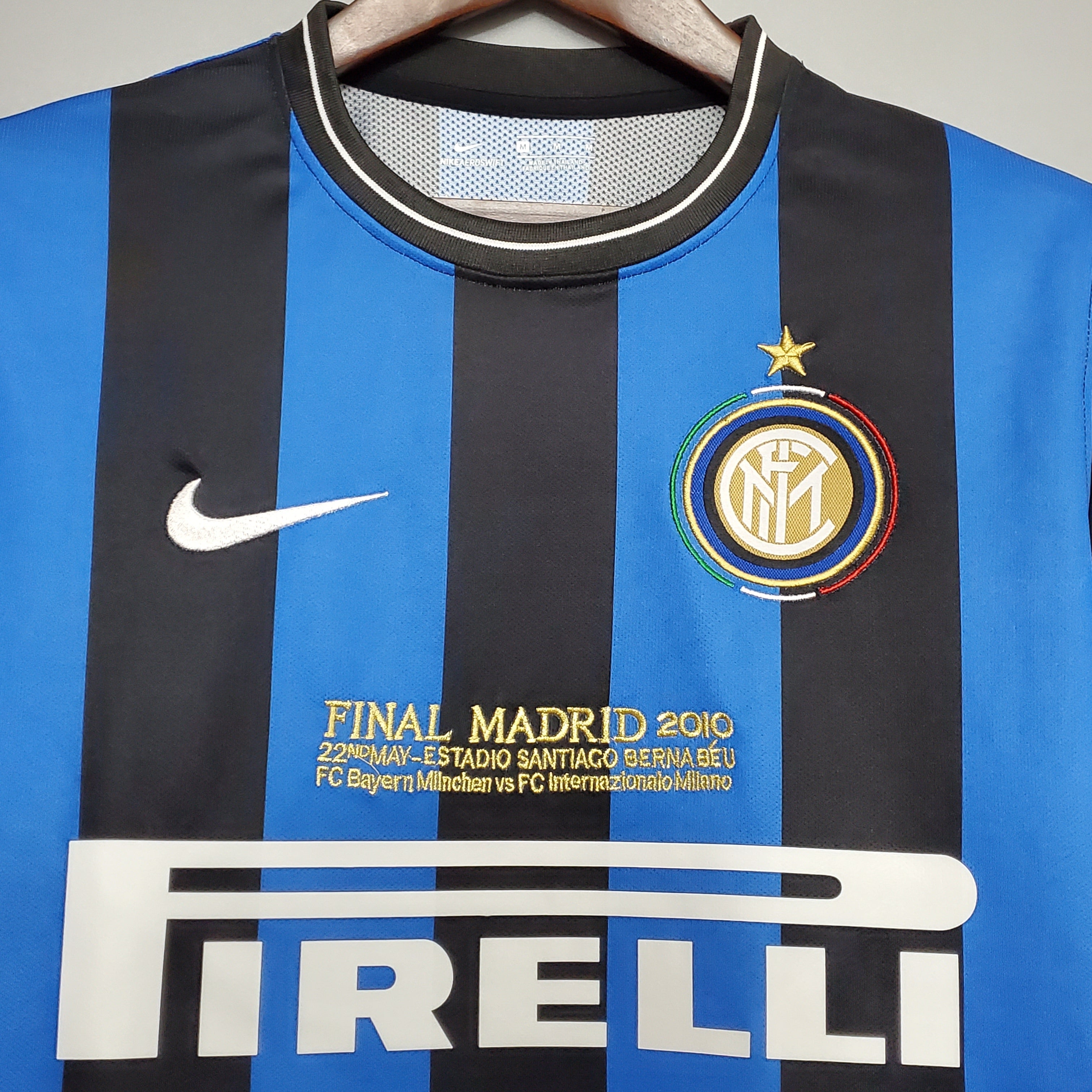 INTER DE MILAN VIII 2010 HOMBRE (RETRO)