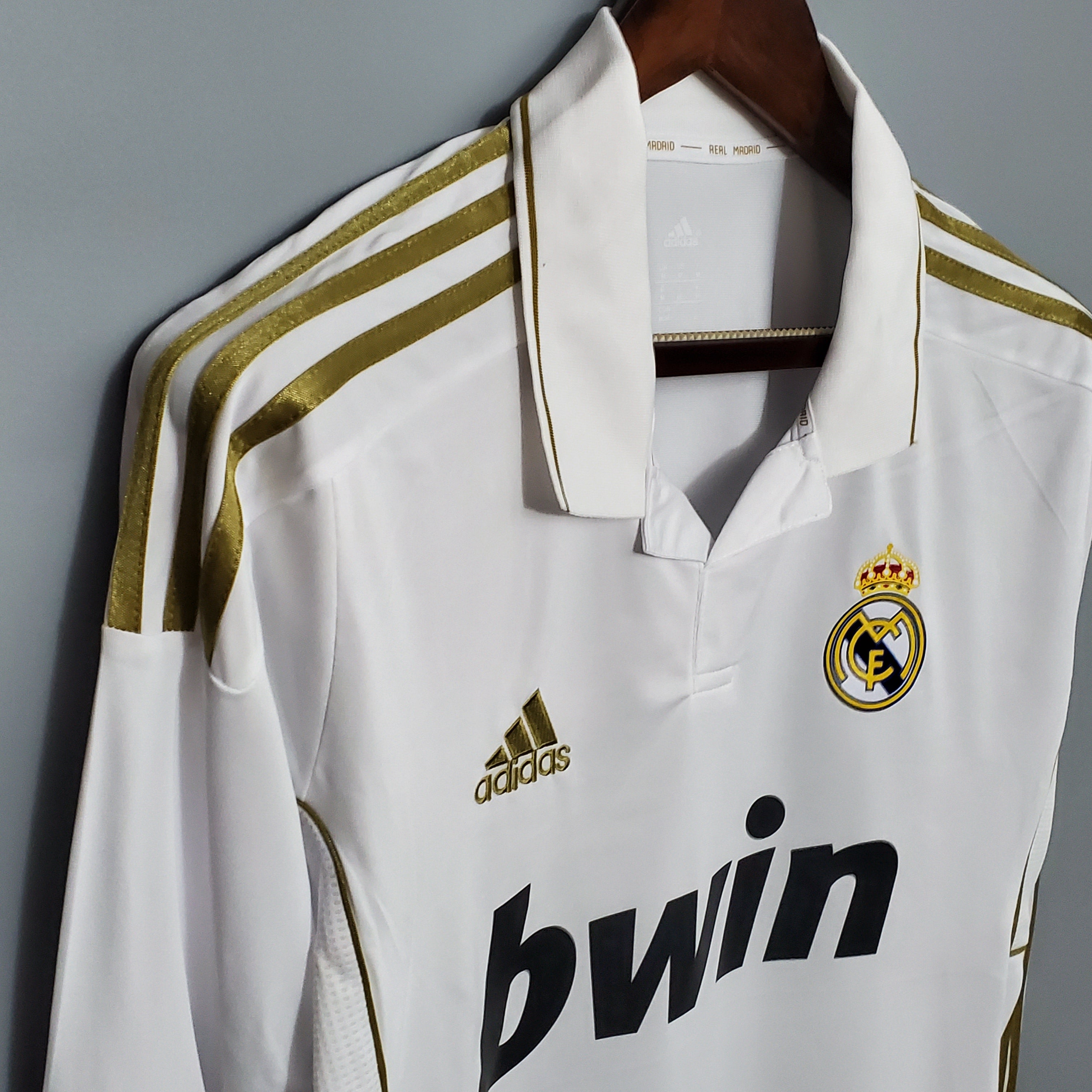REAL MADRID I 11/12 MANGA LARGA HOMBRE (RETRO)