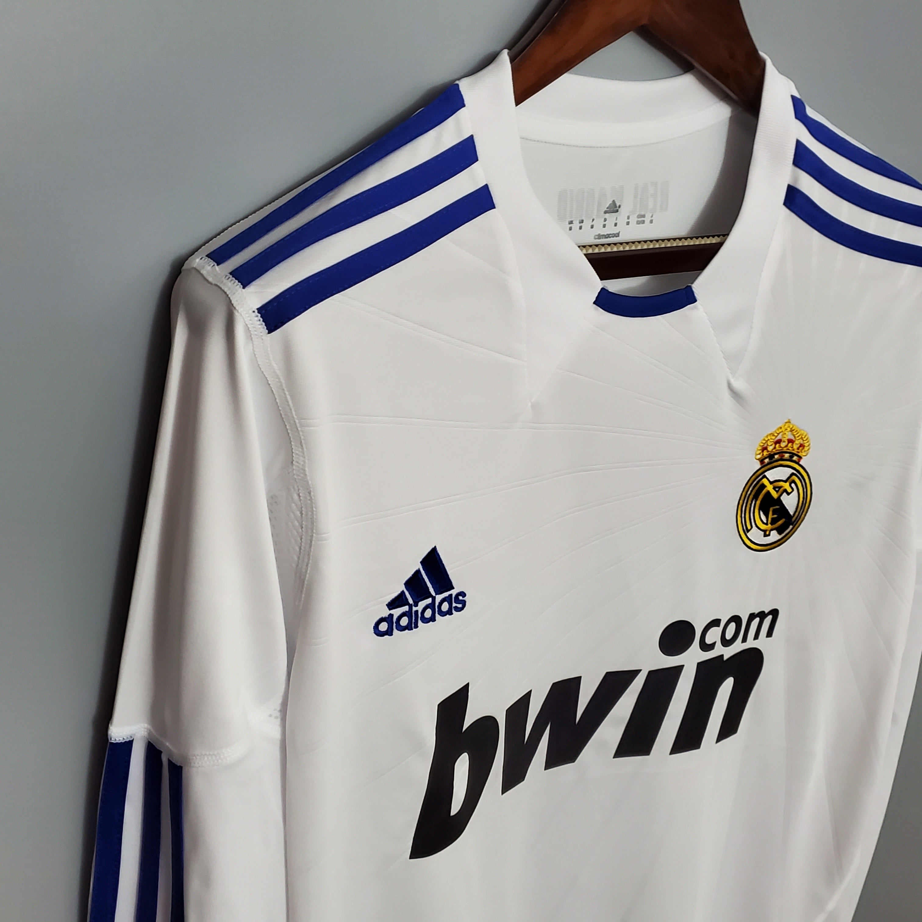 REAL MADRID I 10/11 MANGA LARGA HOMBRE (RETRO)