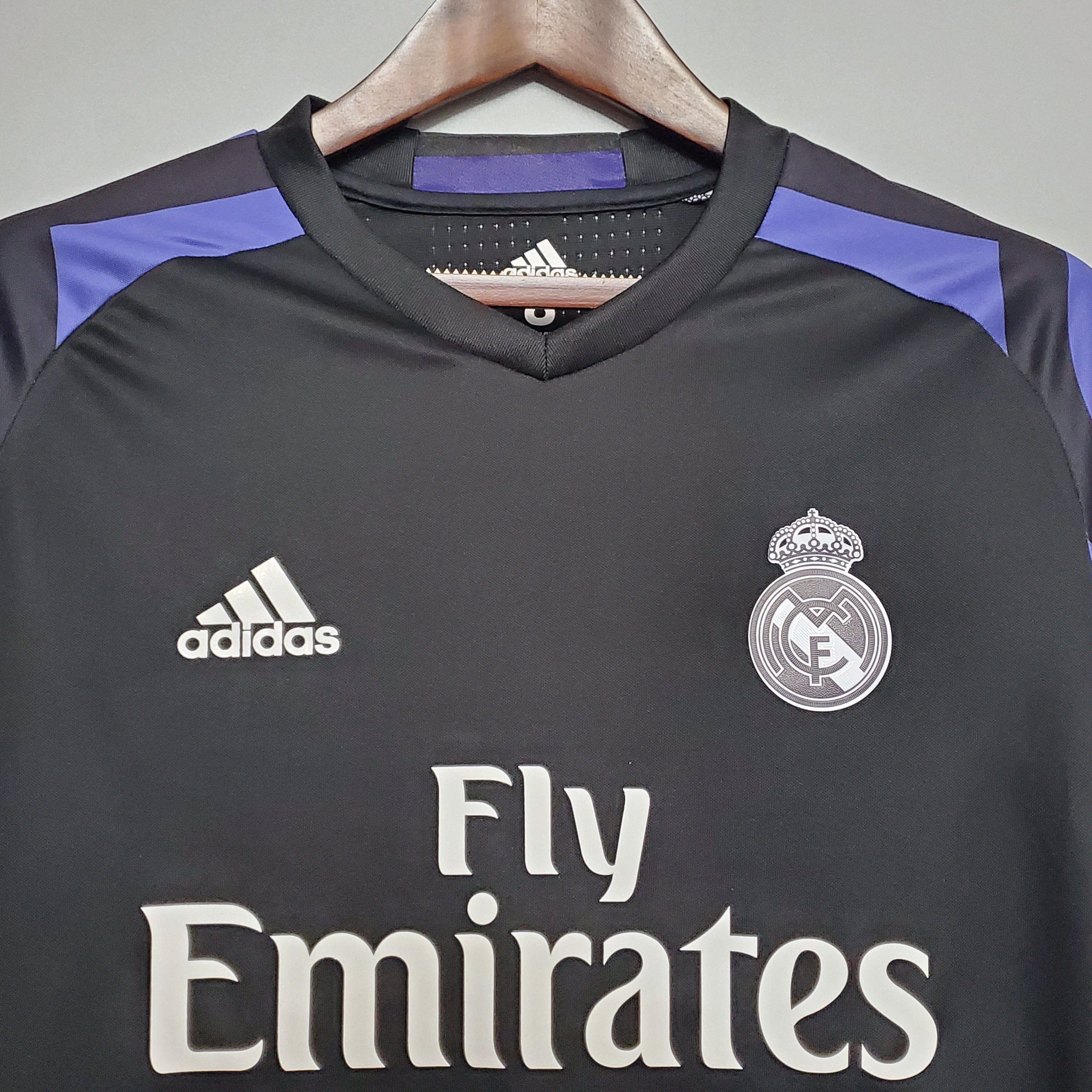 REAL MADRID II 15/16 MANGA LARGA HOMBRE (RETRO)
