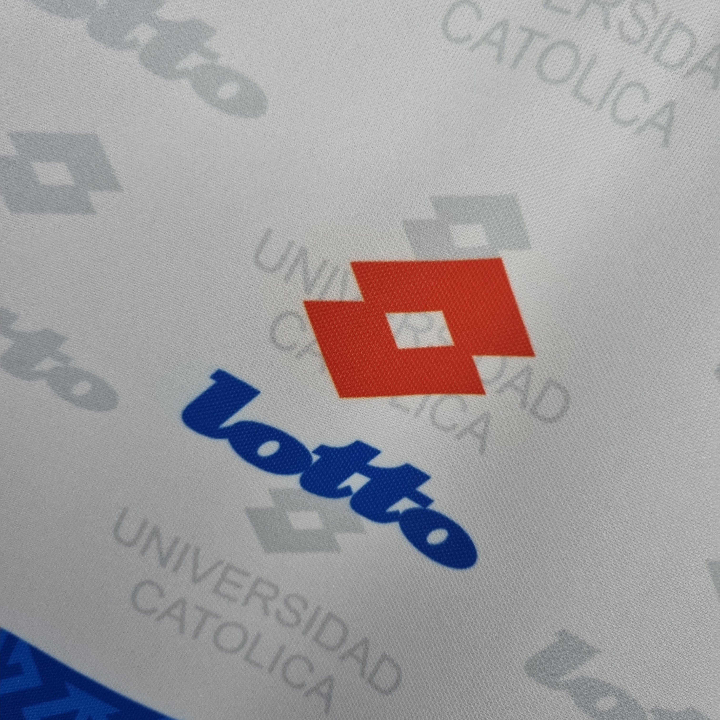 UNIVERSIDAD CATÓLICA I 96 HOMBRE (RETRO)