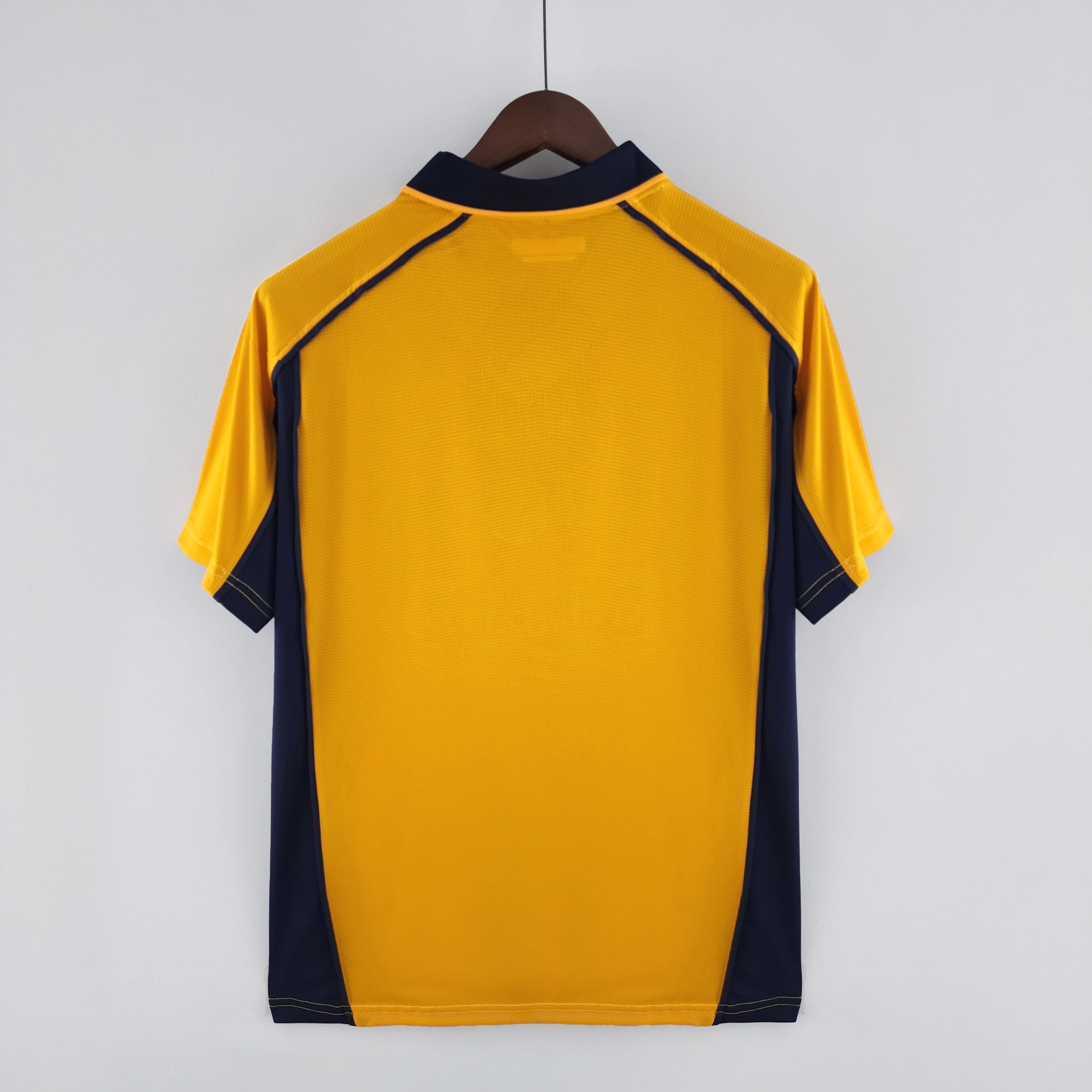 LIVERPOOL 00/01 II HOMBRE (RETRO)