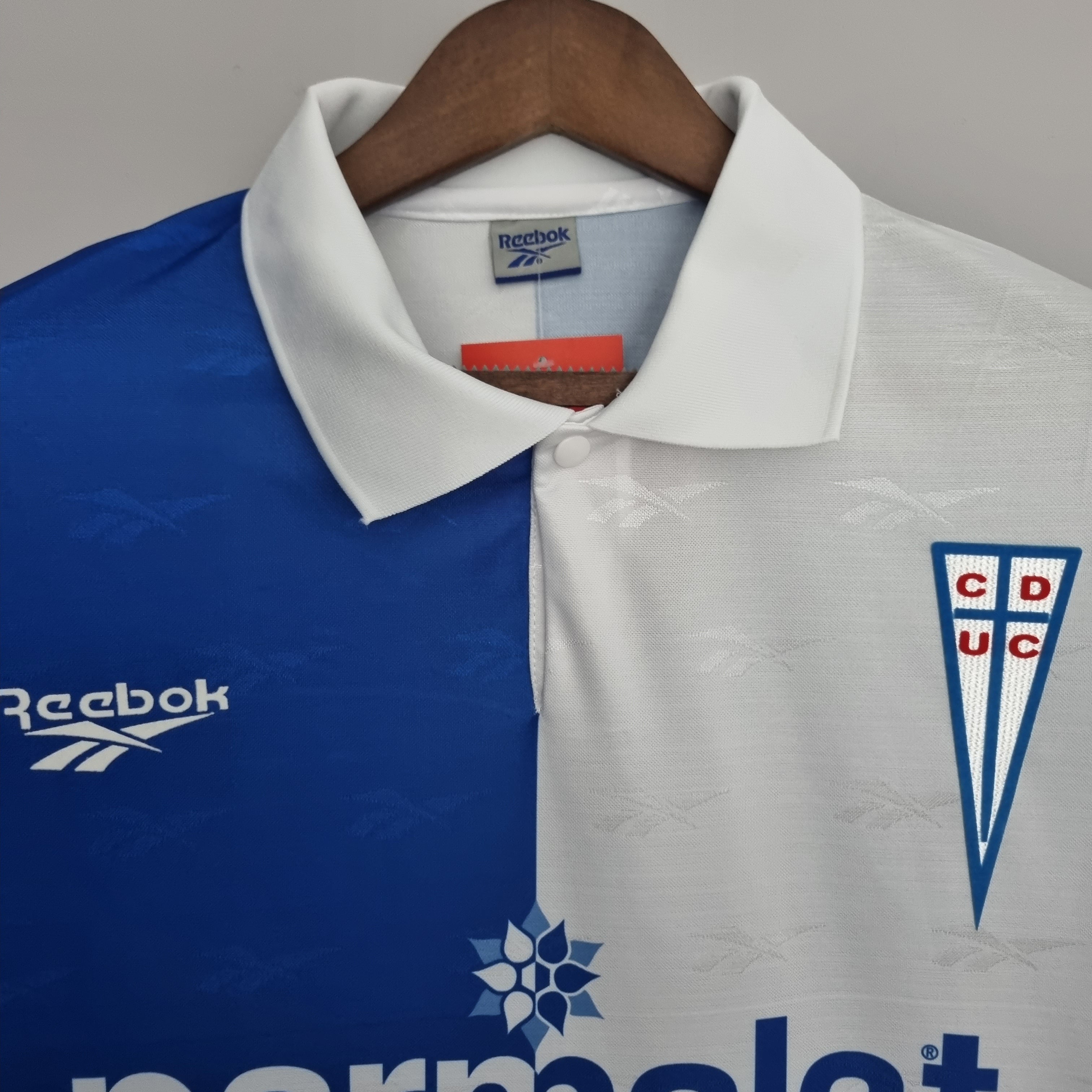 UNIVERSIDAD CATÓLICA I 98 HOMBRE (RETRO)