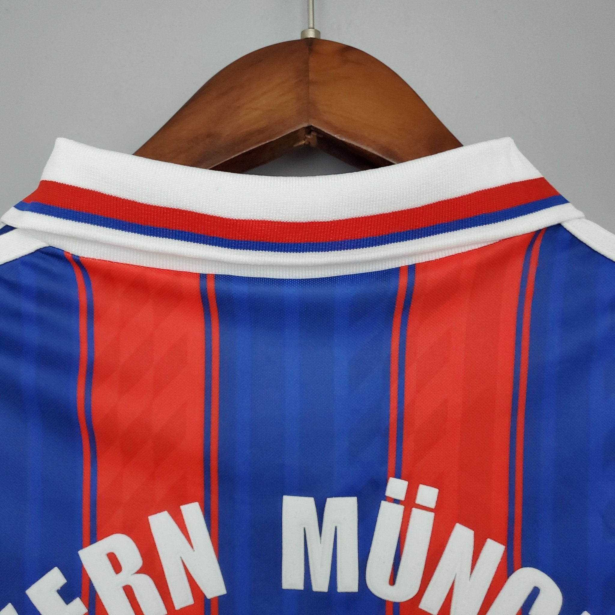 BAYERN DE MUNICH I 95 HOMBRE (RETRO) - Bota de Oro Tienda