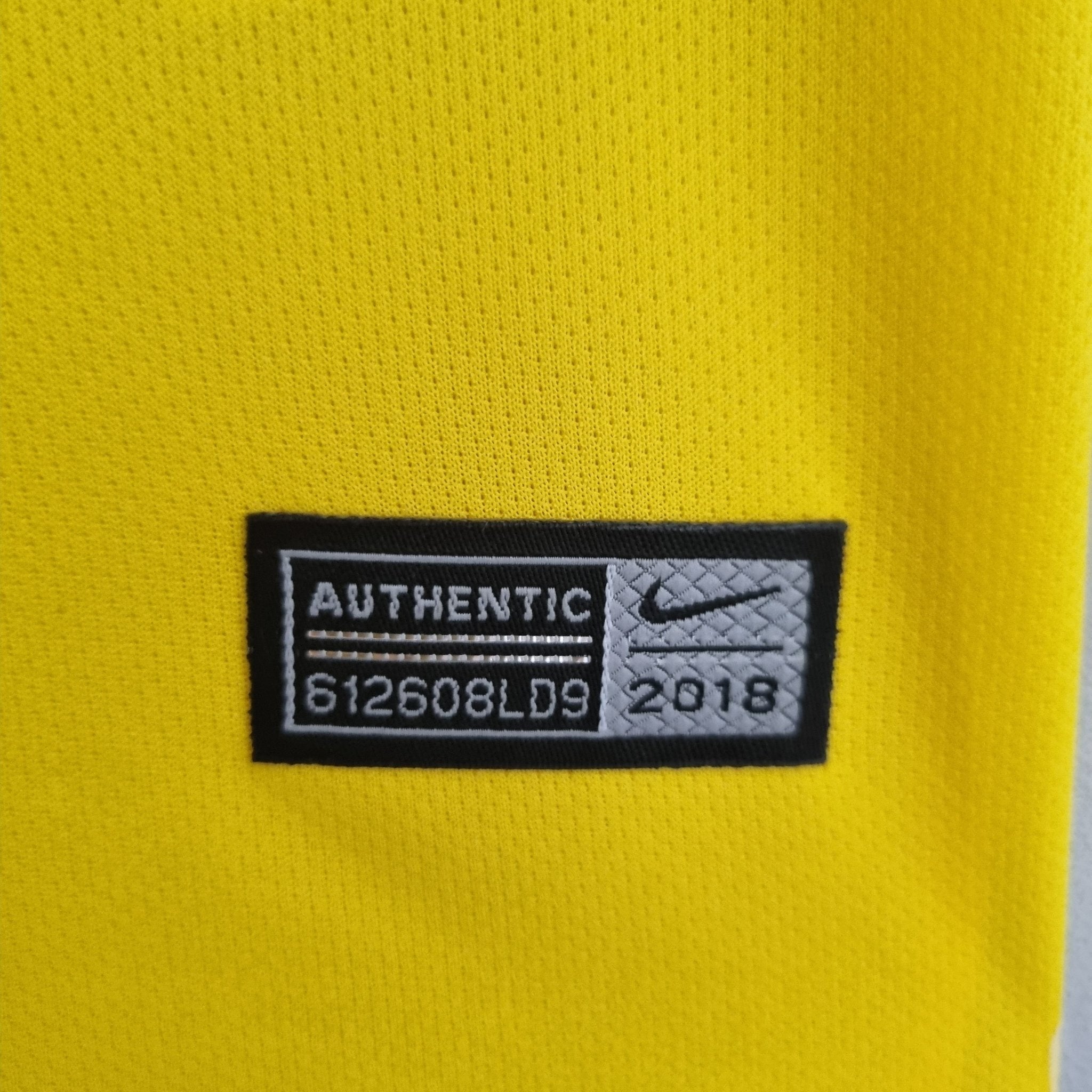 BRASIL I 2018 HOMBRE (RETRO) - Bota de Oro Tienda