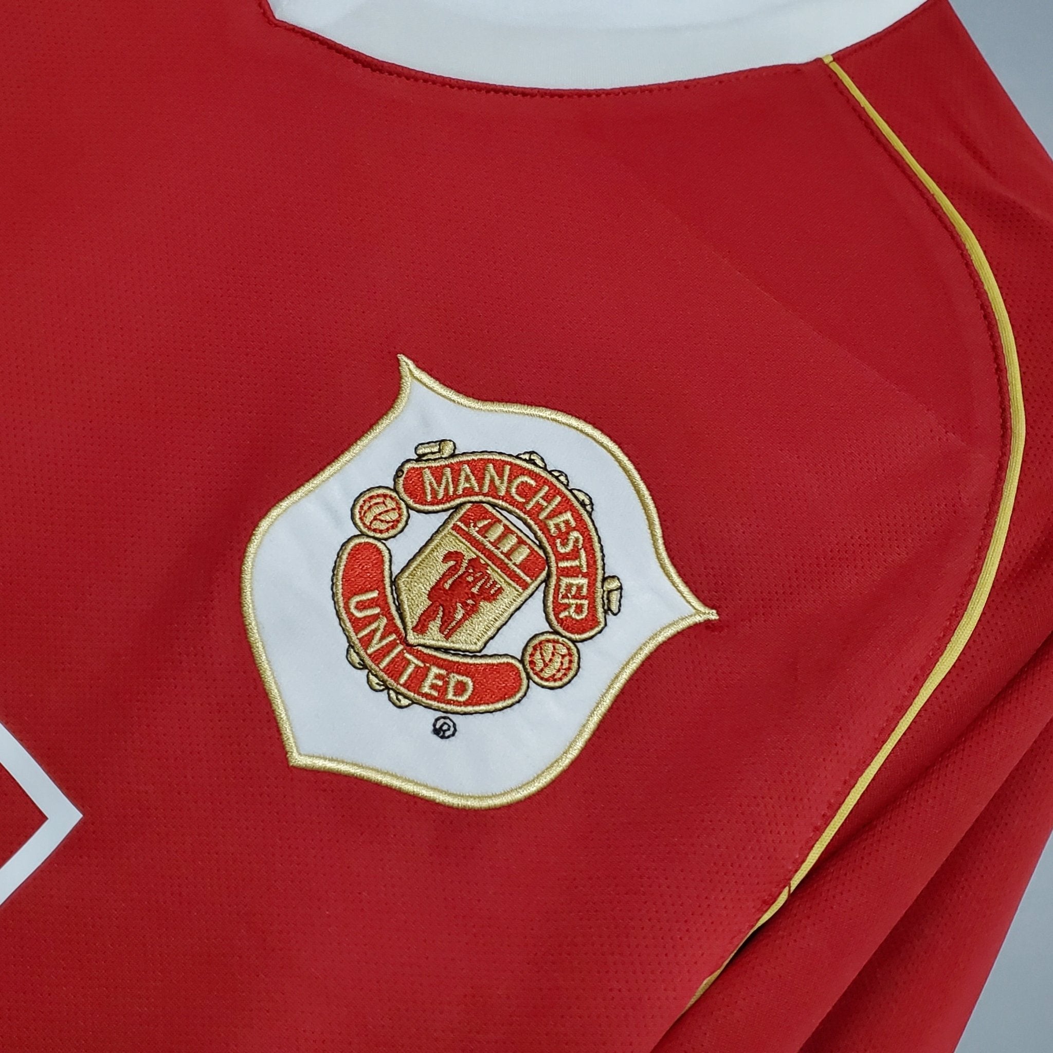 MANCHESTER UNITED I 06/07 HOMBRE (RETRO) MANGA LARGA - Bota de Oro Tienda