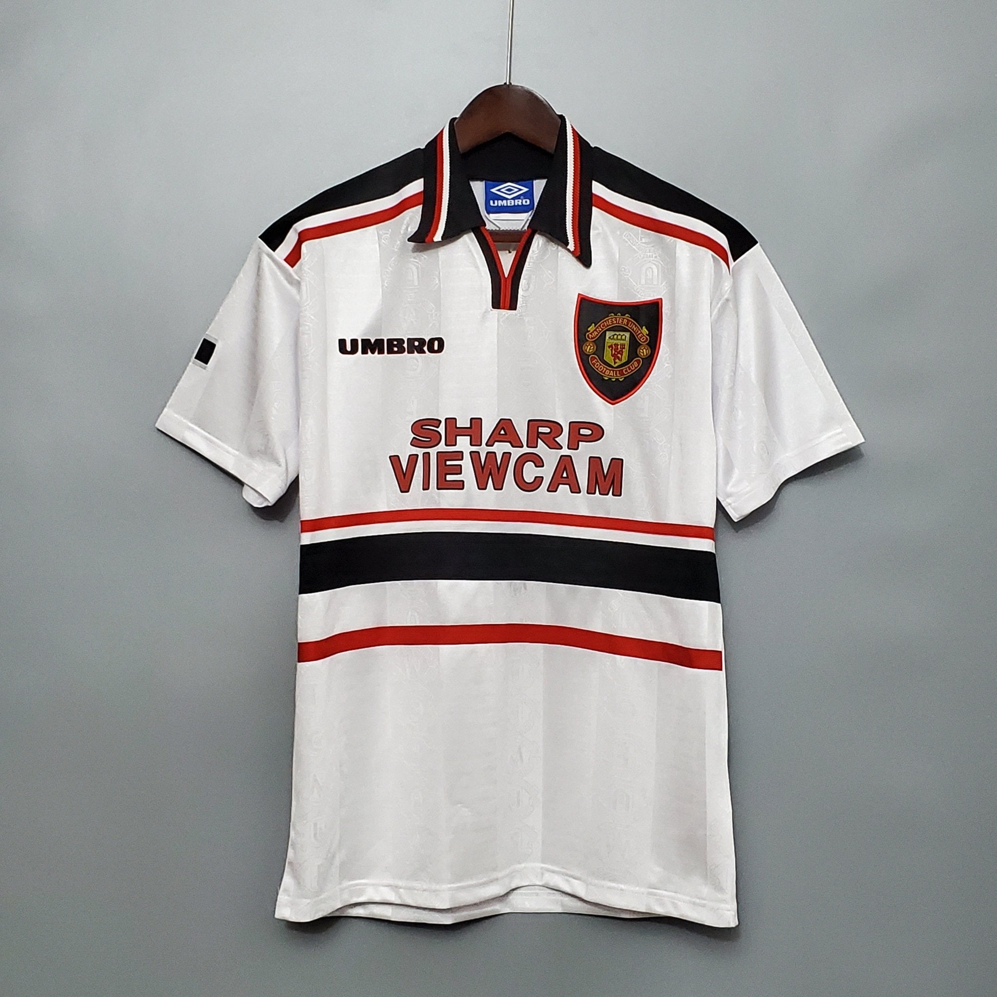 MANCHESTER UNITED I 97/98 HOMBRE (RETRO) - Bota de Oro Tienda