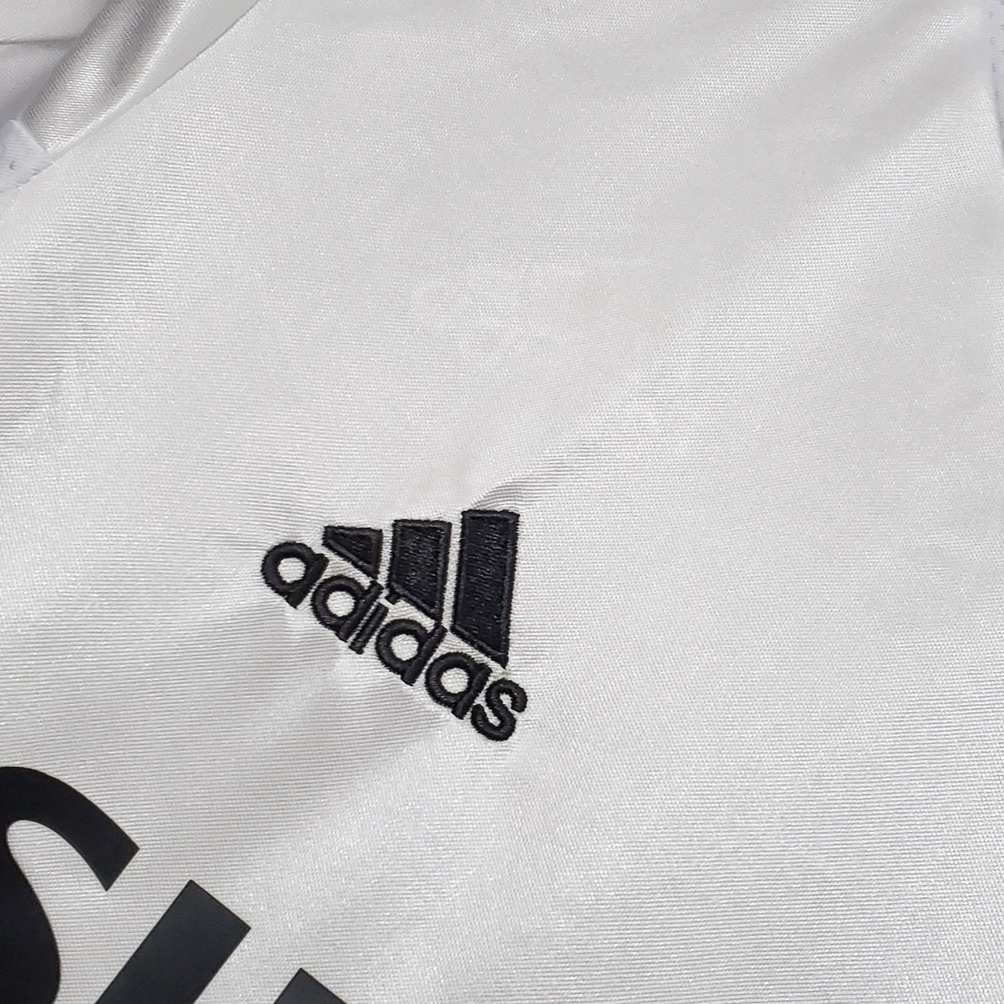 REAL MADRID I 04/05 (RETRO) - Bota de Oro Tienda