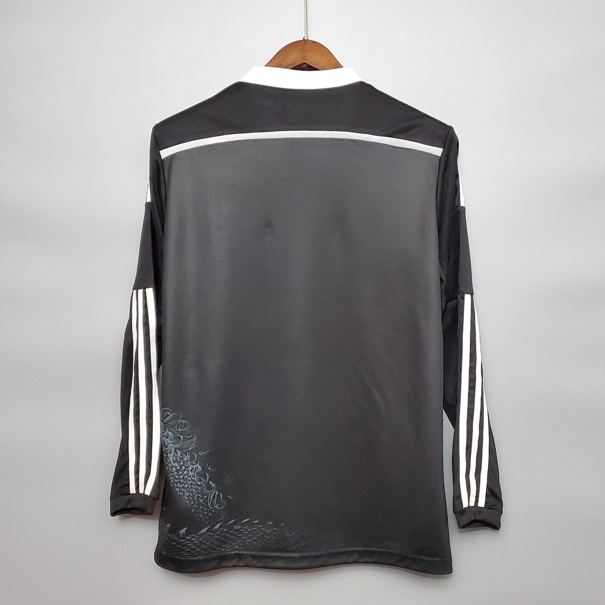 REAL MADRID II 14/15 MANGA LARGA HOMBRE (RETRO) - Bota de Oro Tienda