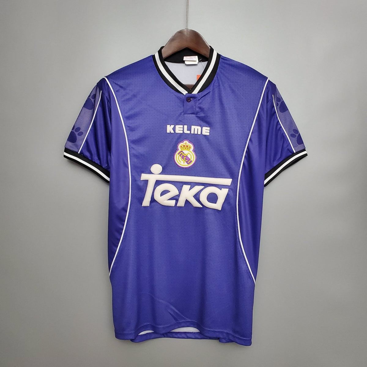 REAL MADRID II 97/98 HOMBRE (RETRO) - Bota de Oro Tienda